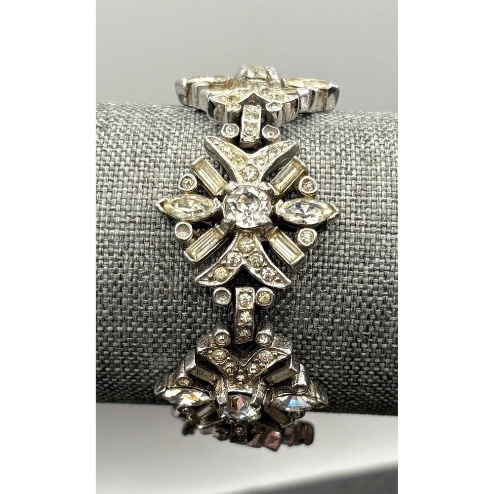 Vintage HIGH END Silver Tone Rhinestone Statement Bracelet Safety Chain READ